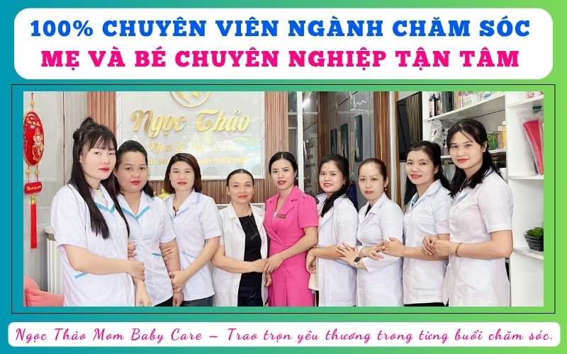 Đội ngữ chăm sóc mẹ và bé sau sinh
